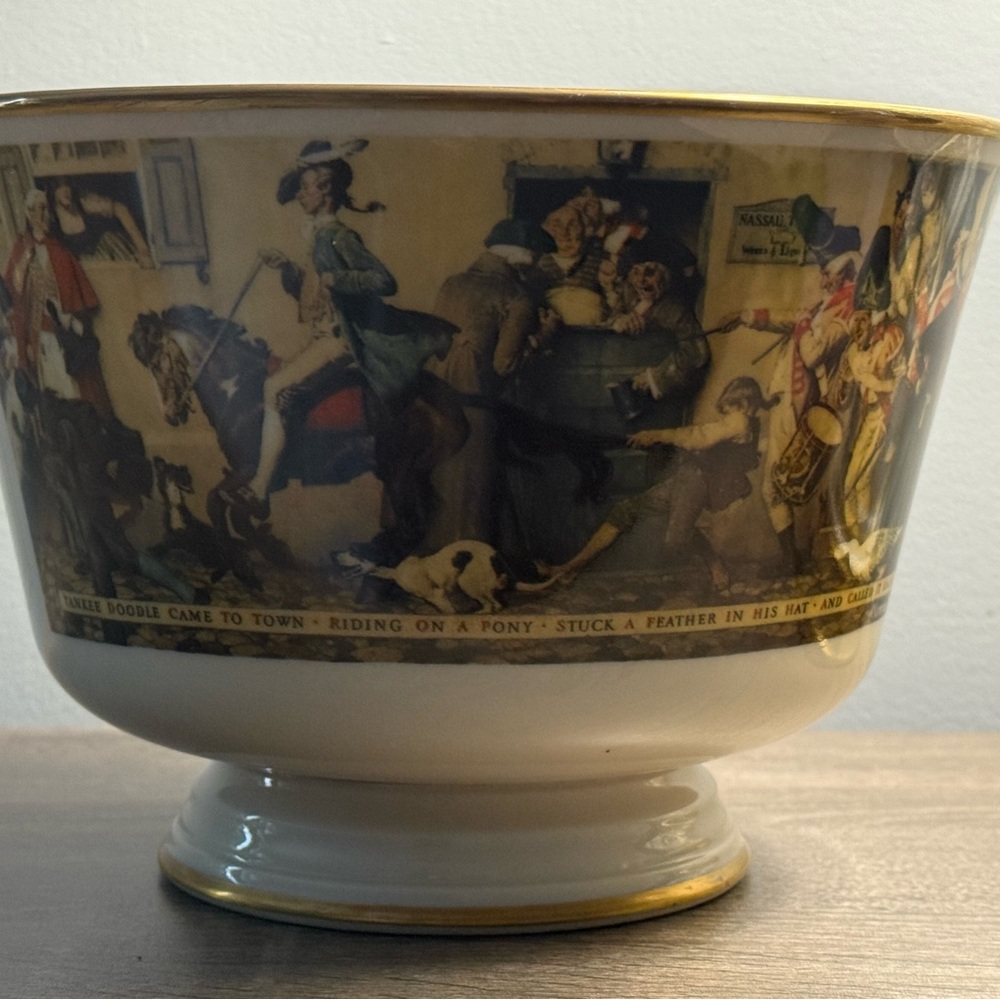 Norman Rockwell “Yankee Doodle”Limited Edition Bowl #1124